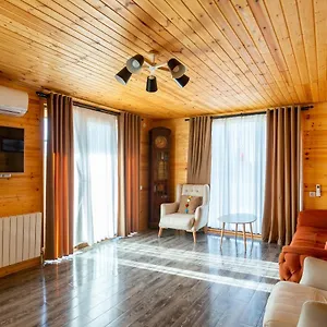 فيلة Eco House Jeo, تبليسي